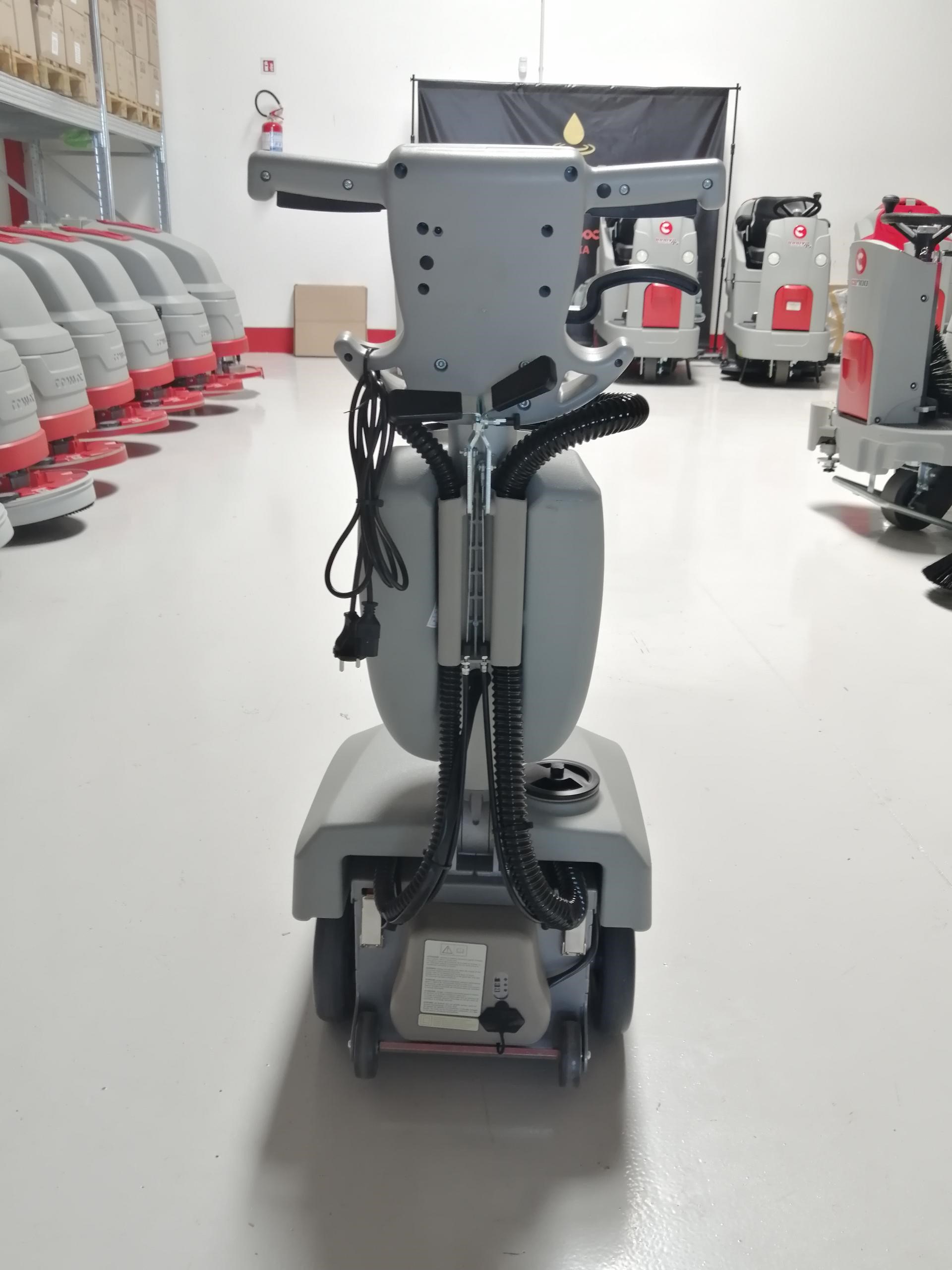 LAVAPAVIMENTI COMAC VISPA 35 BS - Clean Up Srl